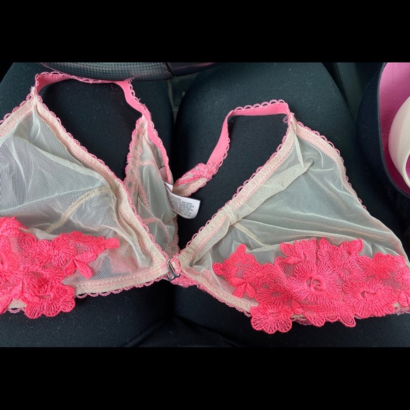 Bras set of 4 - Picture 2 of 3